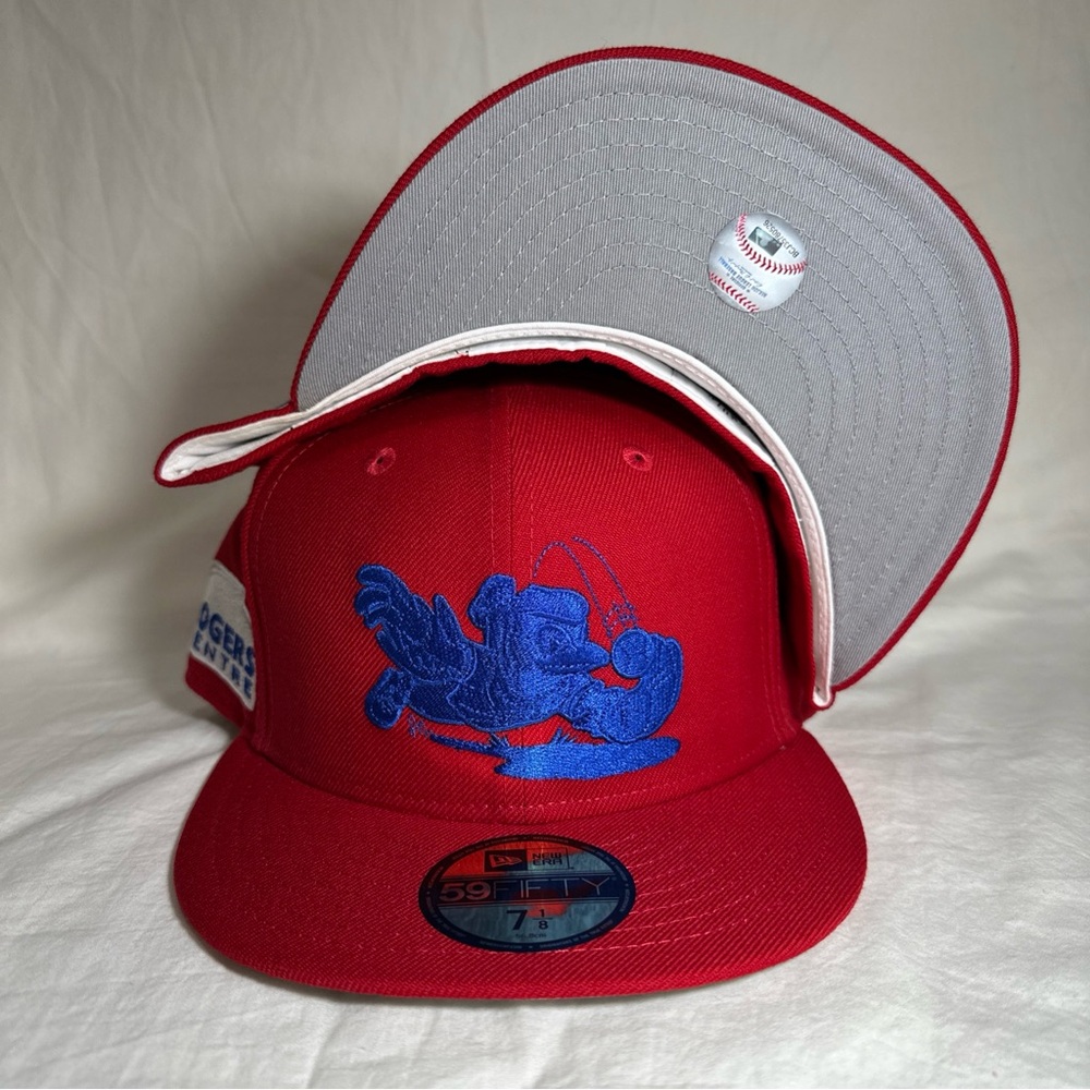 New Era Toronto Blue Jays Hat 59Fifty Shadow Scarlet Fitted 7-1/8 Roger's Centre